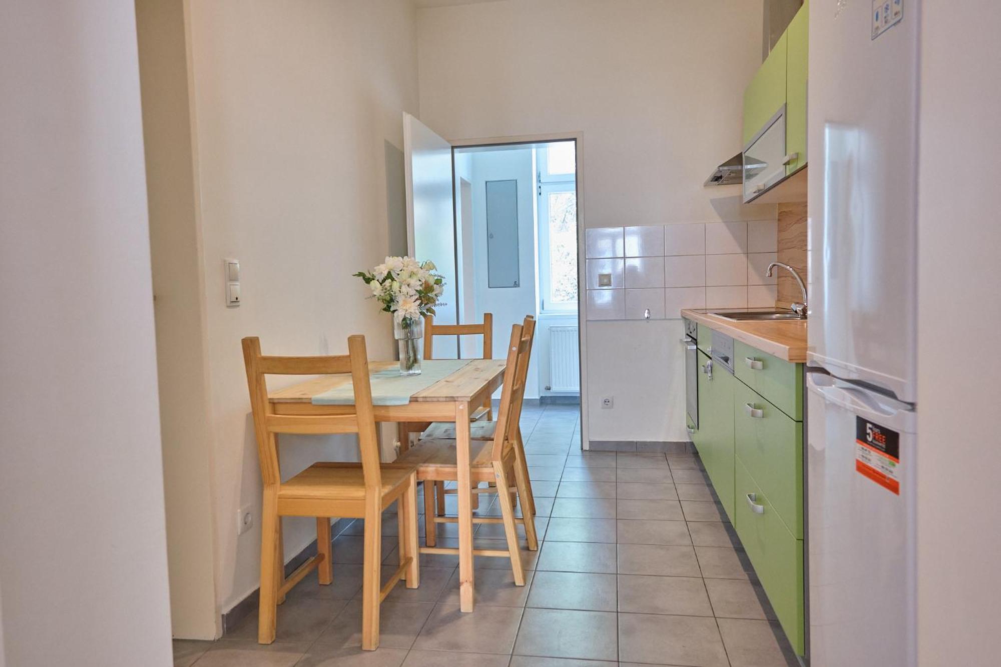 Chic Apartment - Near U3 Metro Виена Екстериор снимка