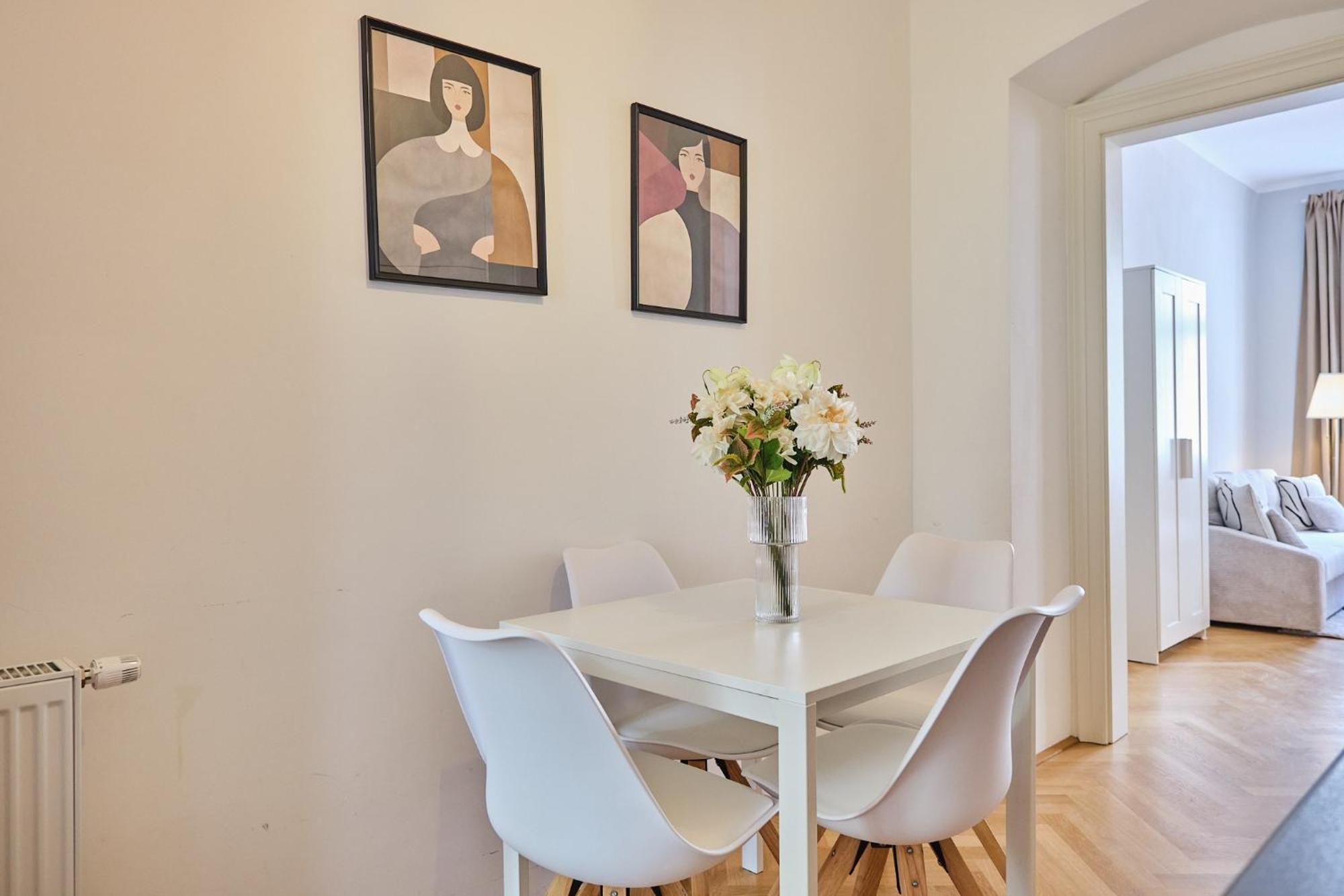 Chic Apartment - Near U3 Metro Виена Екстериор снимка