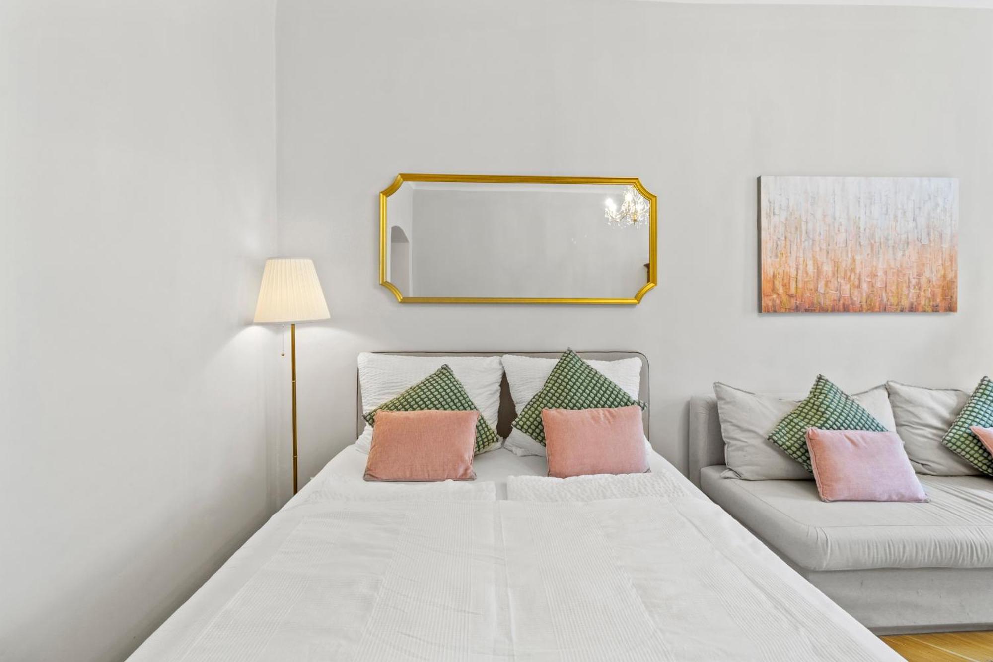 Chic Apartment - Near U3 Metro Виена Екстериор снимка