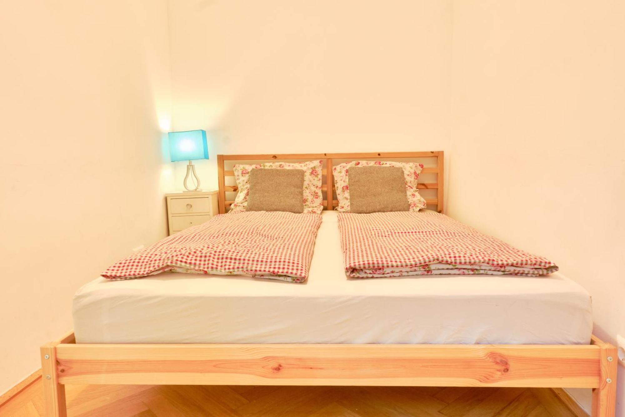 Chic Apartment - Near U3 Metro Виена Екстериор снимка